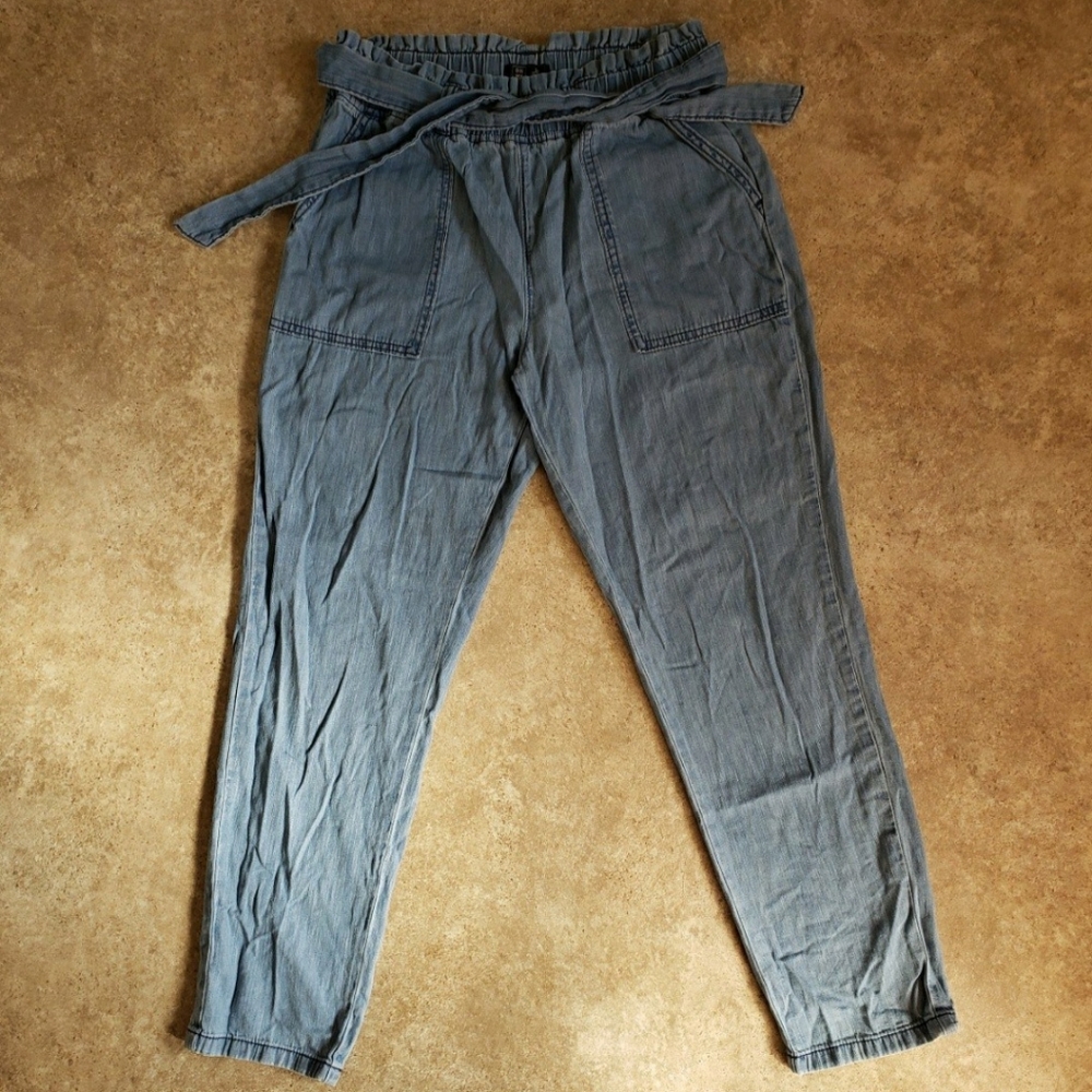 DNMX Straight Fit Jeans with Waist Tie-Up